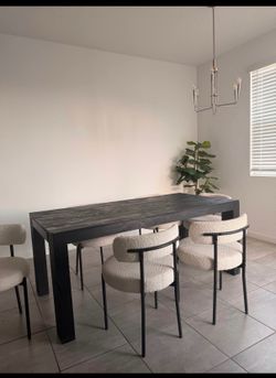 Dining Table set