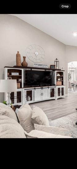 Farmhouse Entertainment