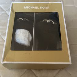 Michael Kors Furry Slippers 