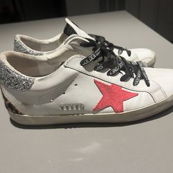 Golden good woman size 9