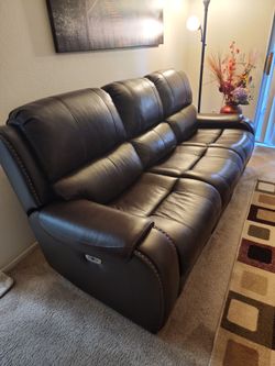 Very nice recliner sofas