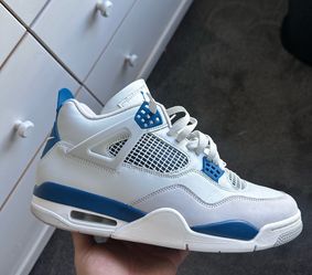 Jordan 4 “Military Blue”