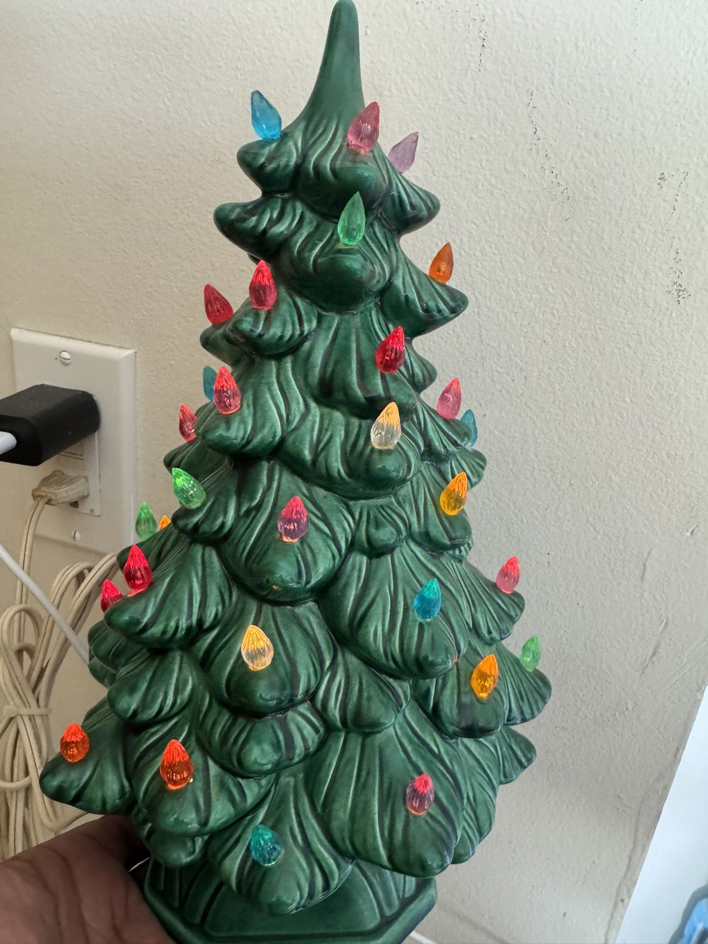 Vintage Holland Mold Ceramic Table Top Light Up Christmas Tree Colored Lights