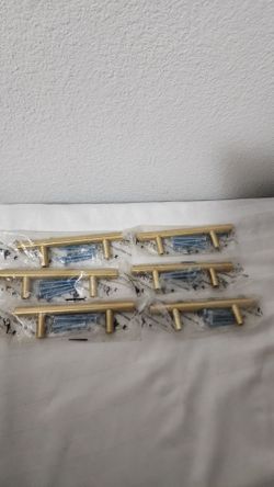 Drawer pulls