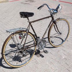 1977 Schwinn Suburban Road Bike