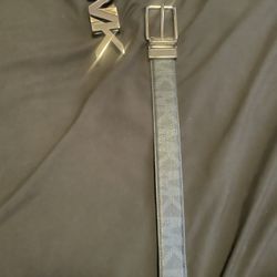 Michael Kors belt with extra belt buckle