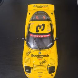 XRARE 1:18 Dale Earnhardt & Dale Jr #3 GOODWRENCH 2001 CORVETTE C5R ROLEX 24 Car
