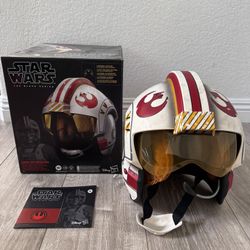 Star Wars The Black Series Luke Skywalker Battle Simulation Helmet - New