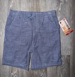 Levi’s shorts for boys size M