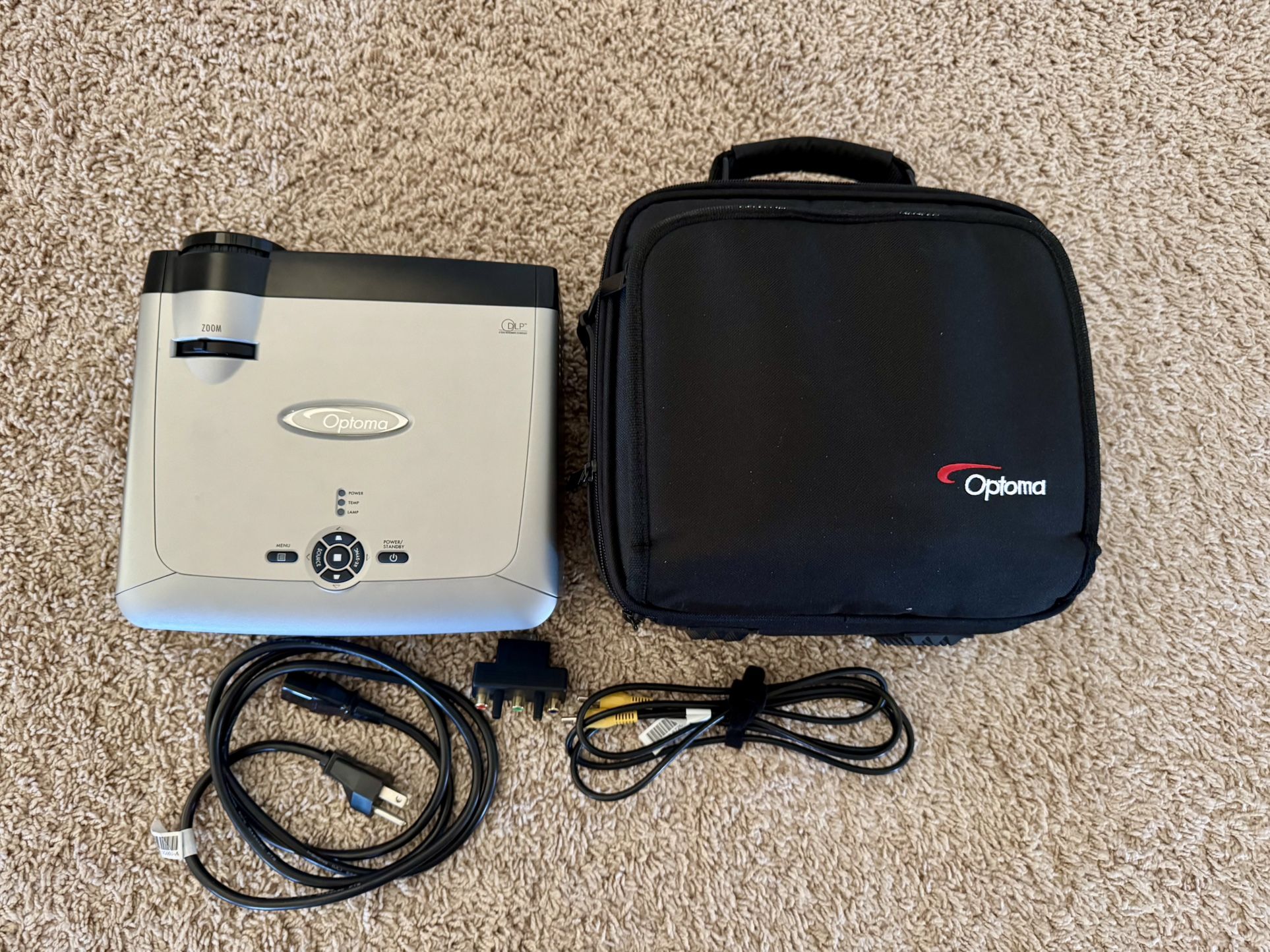 OPTOMA DX605R DLP PORTABLE PROJECTOR