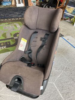 Clek Fllo Car Seat