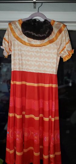 Used Dolores Encanto Girl Size 7/8 Costume