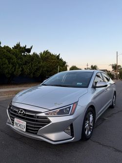 2019 Hyundai Elantra