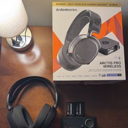 SteelSeries Arctis Pro Wireless DTS Headphone:X v2.0 Surround Sound Gaming Headset