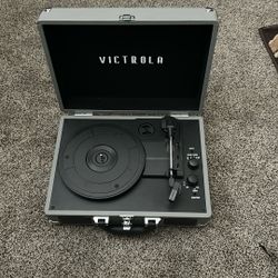 Victoria Record Player (LIKE BRAND NEW)