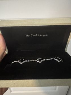 Van Cleef And Arpels Bracelet Dupe