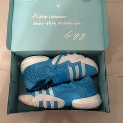 Trae Young 2 “Down in the Deep”