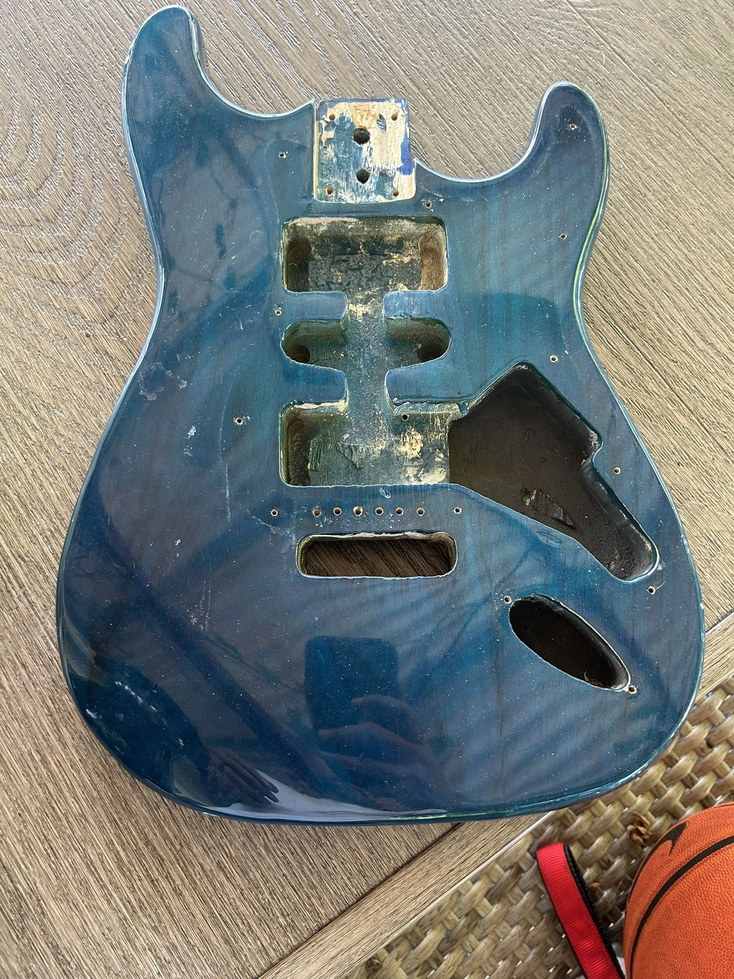 Electric Guitar Body 
