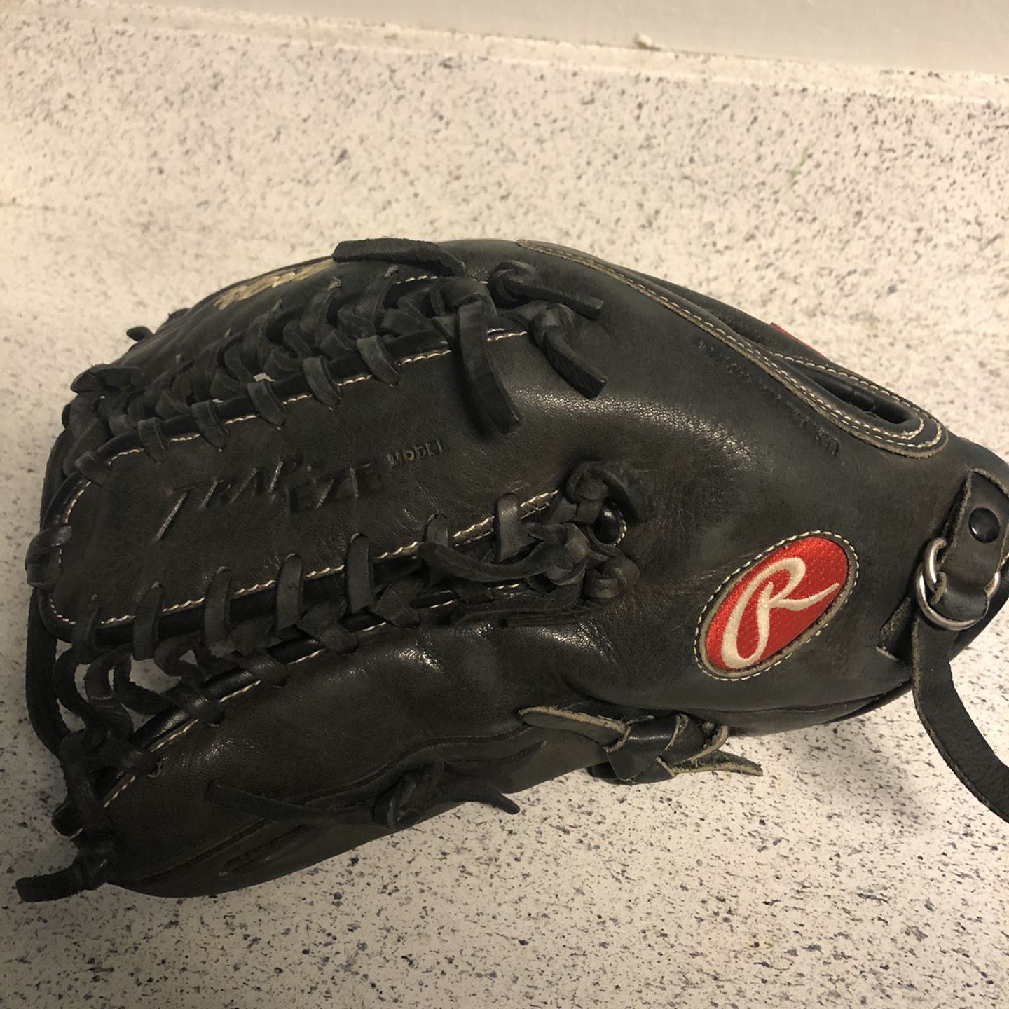Rawlings Left Handed Outfield Glove 12 3/4