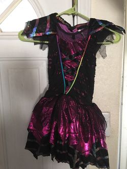 Girl Costume Ages 4-6yrs old