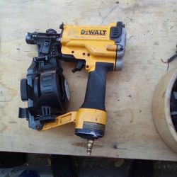 DeWalt Framing Gun 