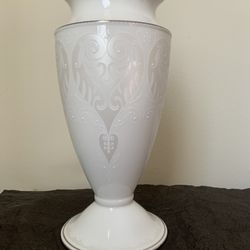 Beautiful Lenox Bone China Vase