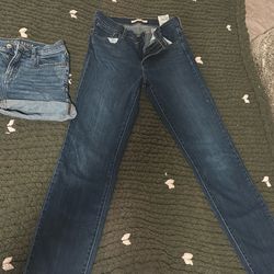 American Eagle& Levi’s 