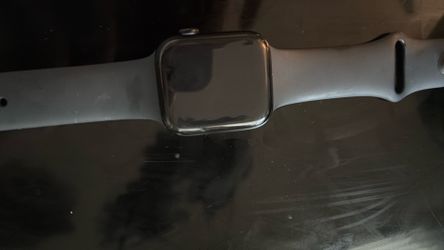 Apple Watch – Excellent Condition – Fully Functional
