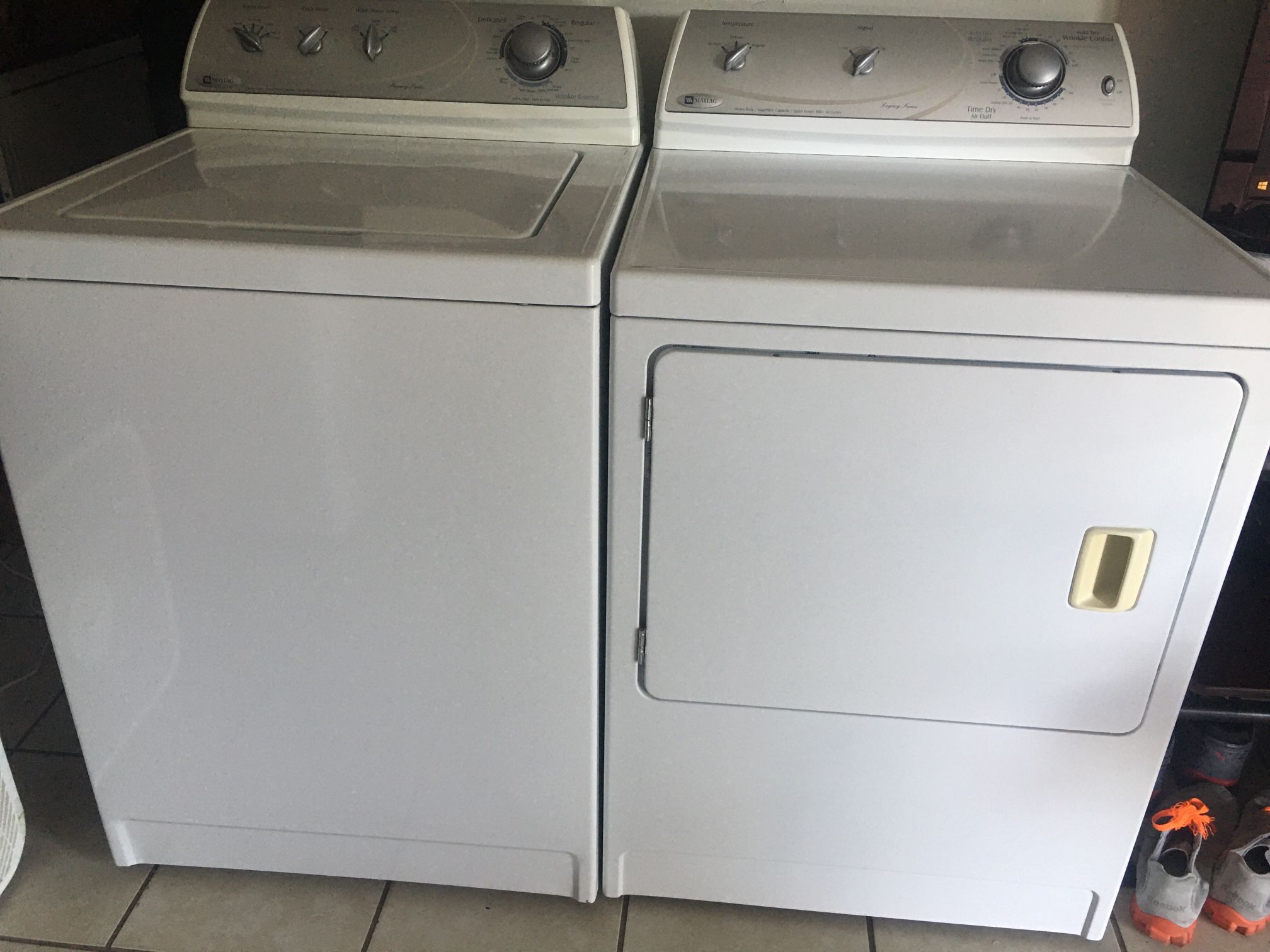 Maytag Legacy Serie Washer And Electric Dryer Set $300