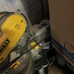 Dewalt 