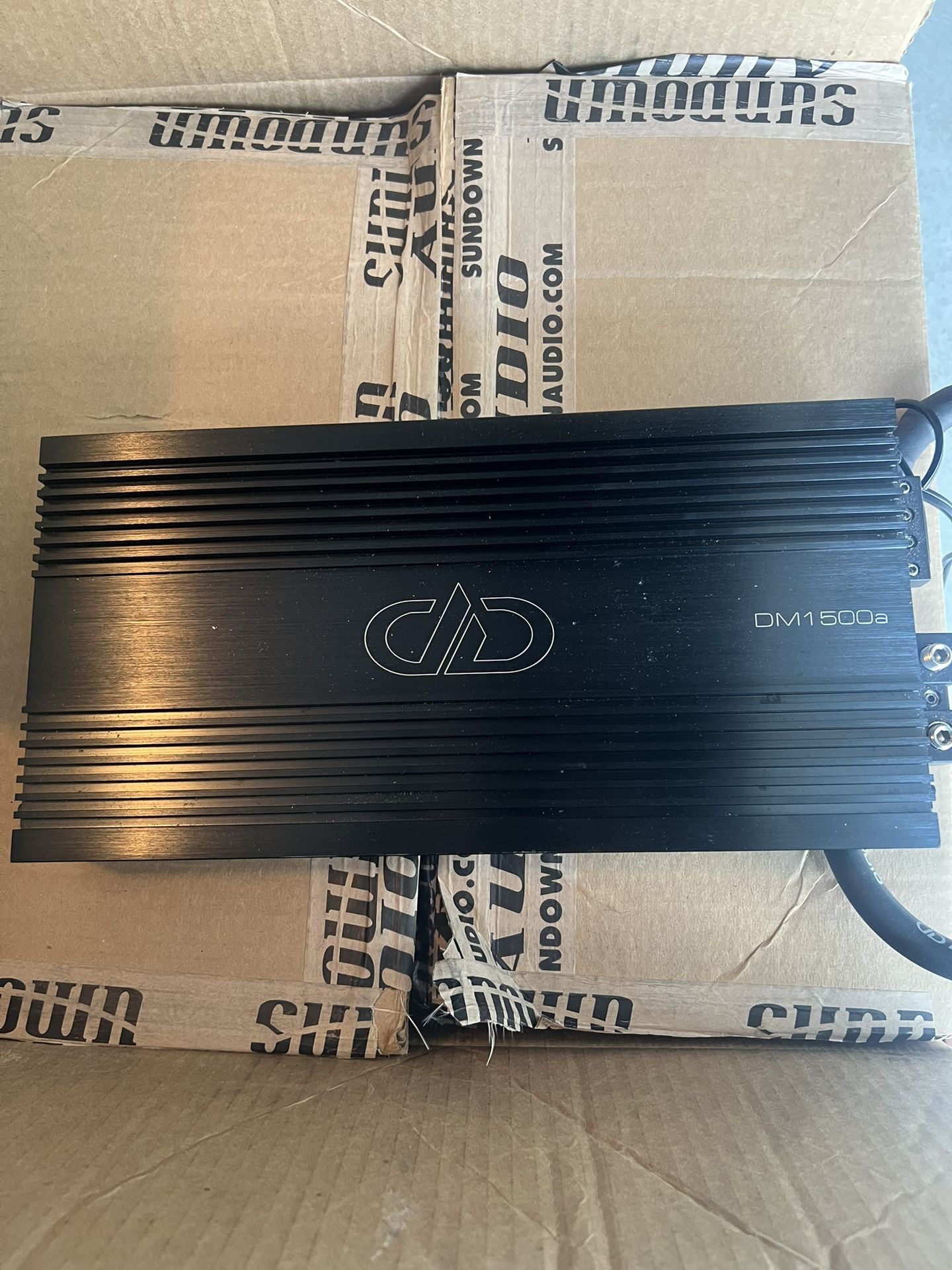 DD Audio DM1500a Amp