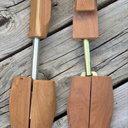 Woodlore Adjustable Shoe Trees