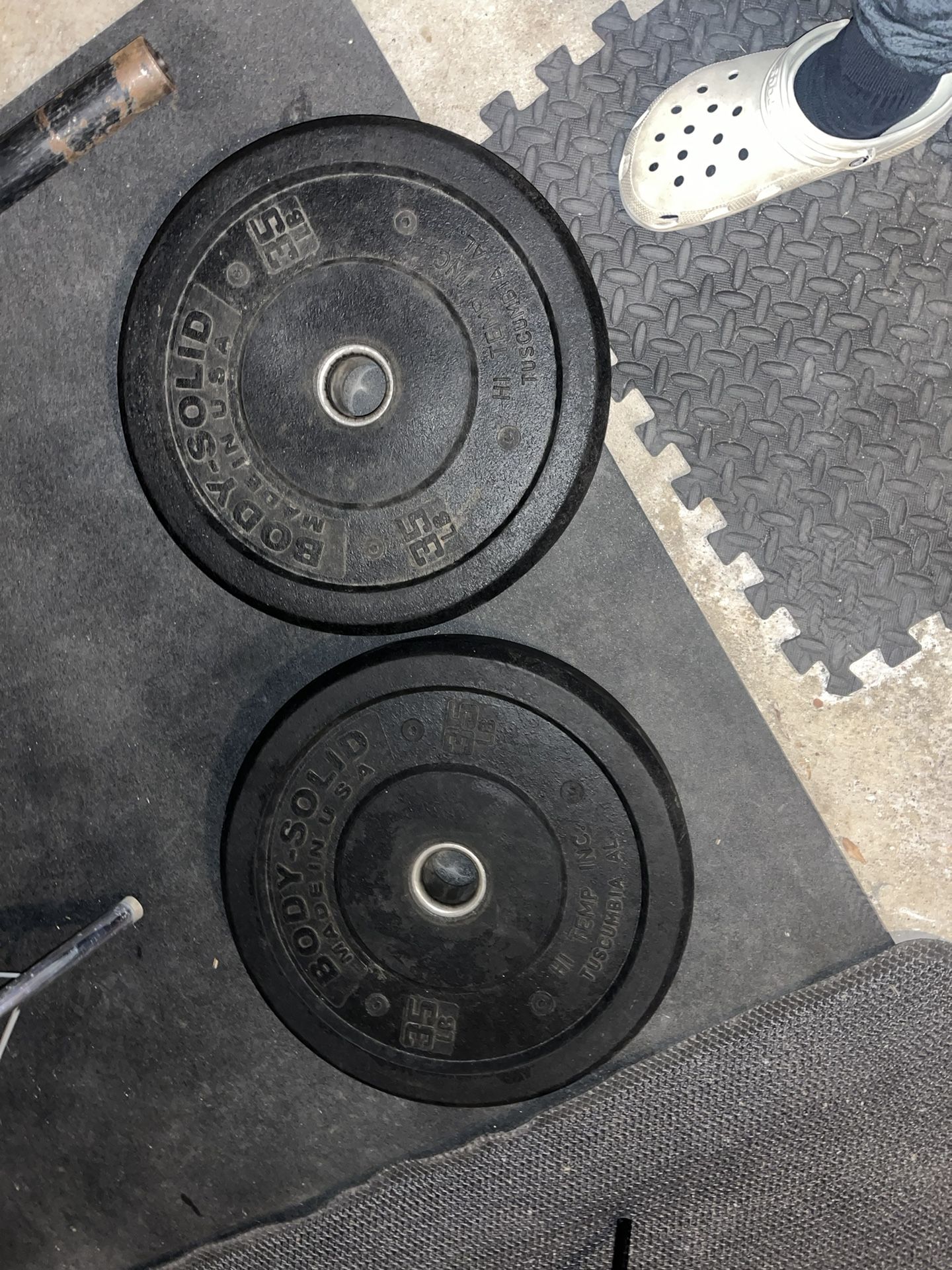 Set Of 35 Pound Number Plates