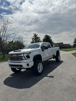 2024 Chevy 3500HD High Country