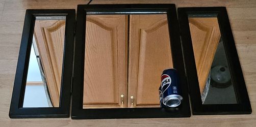 Black Foldable Mirror