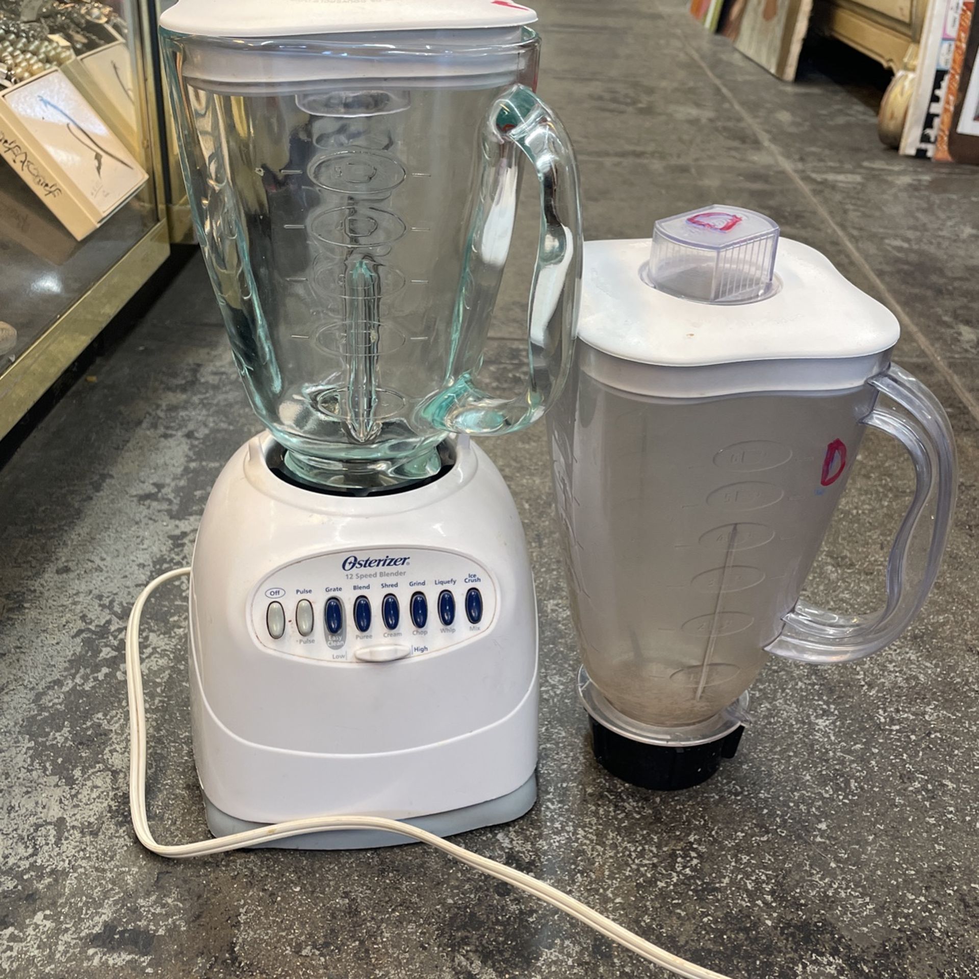 Osterizer Mixer With 2 Container