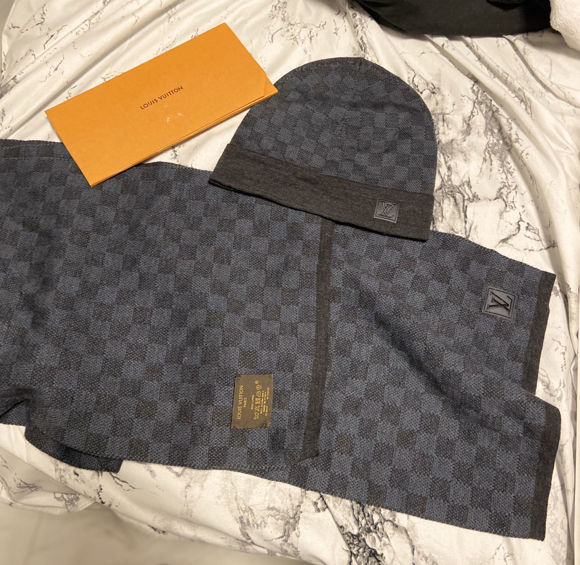 LOUIS VUITTON DAMIER PETITE SCARF AND HAT (i have receipts and card)