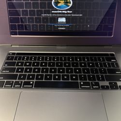 MacBook Pro 2019 16” 1tb 32gb RAM
