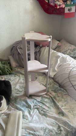 Coquette Small Heart Shelf