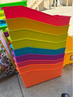 45 Lakeshore book bins