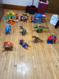 Kids tons toys