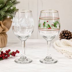 Vintage Libbey Christmas Holly Berry Wine Glasses Set