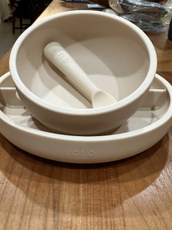 LALO Plate, Bowl, and Spoon (Grapefruit)