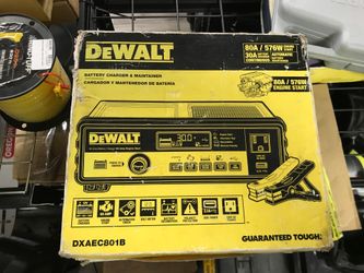 DEWALT 30A Battery Charger & Maintainer with 80A Engine Start (DXAEC801B) ⚡🔋