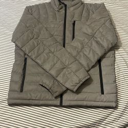  DKNY mens Water Resistant Ultra Loft Quilted Packable Puffer Jacket Down 