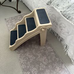 SMALL DOGGIE STEPS