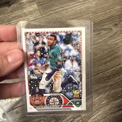 2023 Topps Holiday baseball card featuring Julio Rodríguez 