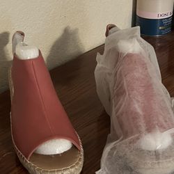 Journee Women’s Wedge Sandal Size 12