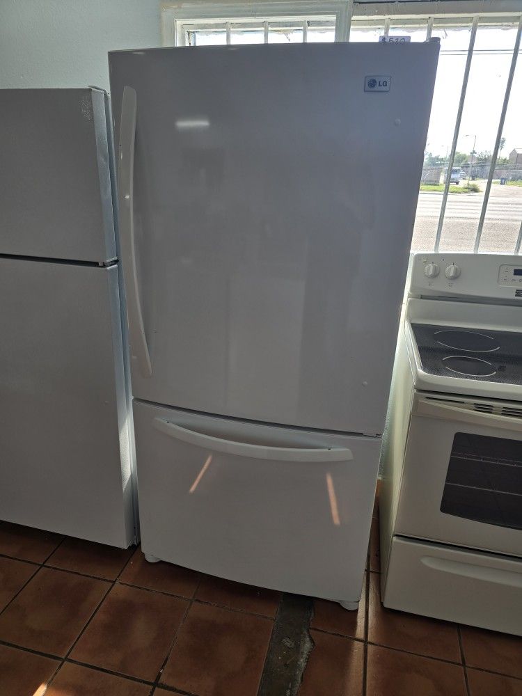 LG Refrigerator 