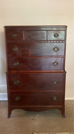 Vintage Dresser (2)